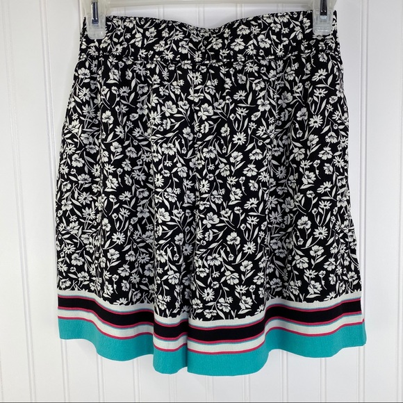 Anthropologie Maeve Scarf Floral Print Black Teal Tie Front Shorts Small - Picture 7 of 10